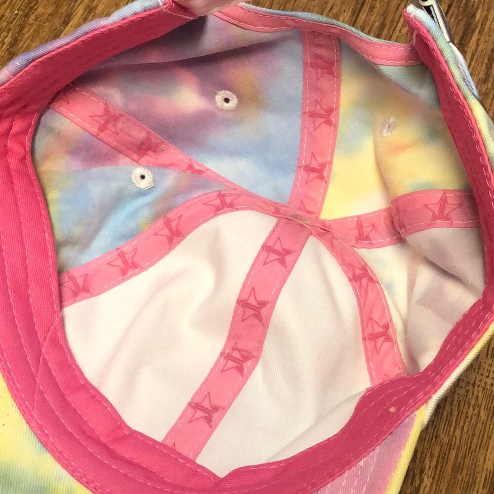 NWOT Jeffree Star Premium Spring Box 2021 Adjustable Tie Dye Hat - Picture 6 of 6
